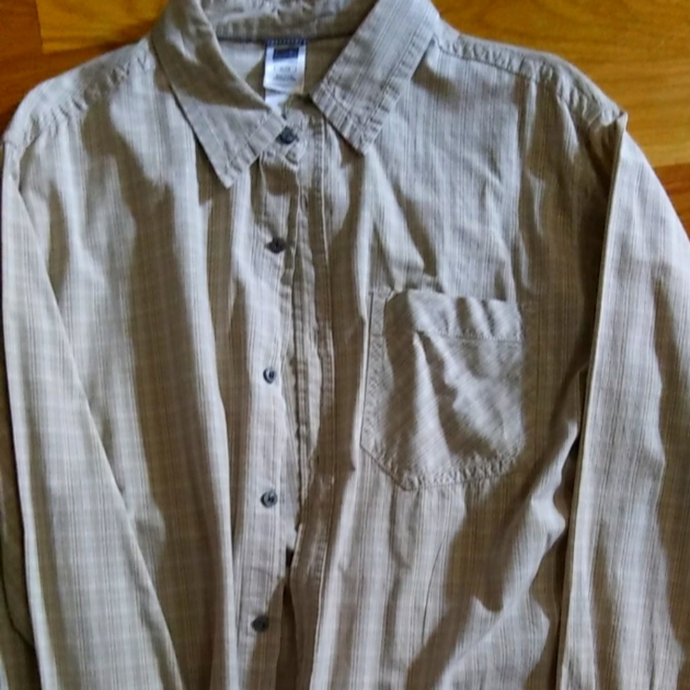 Mens xl Northface button up shirt light brown/tan in color